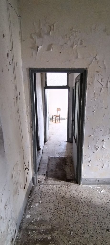 Casa indipendente nel centro storico (via Racioppi, 1 – 3)