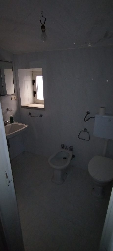 Casa indipendente nel centro storico (via Fratelli Bandiera, 14)