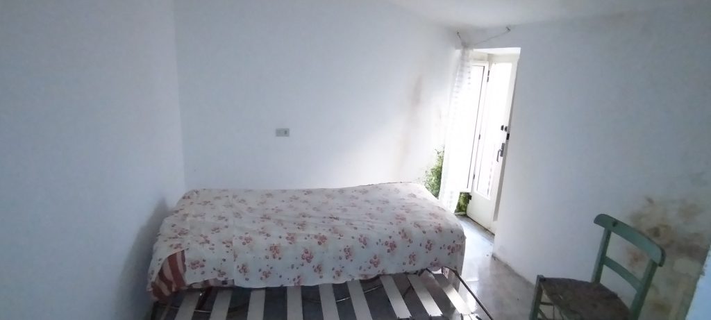 Casa indipendente nel centro storico (via Fratelli Bandiera, 14)