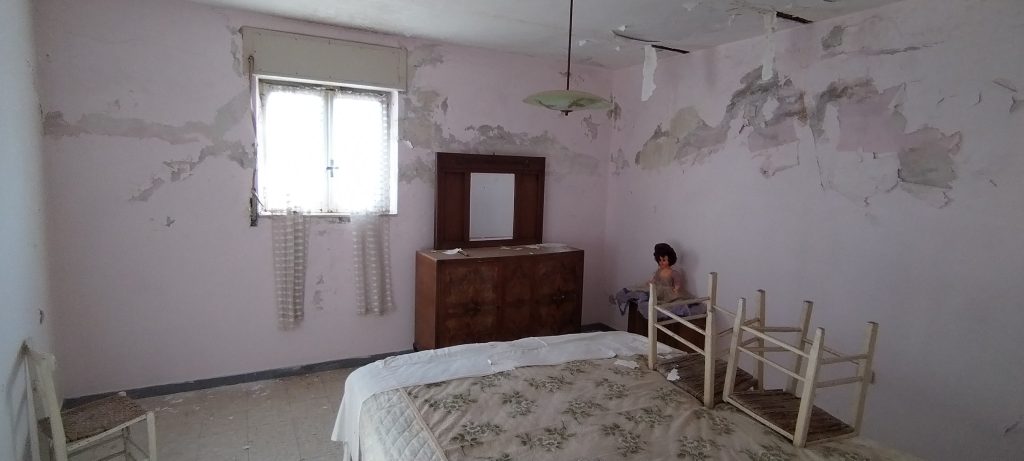 Casa indipendente nel centro storico (via Fratelli Bandiera, 14)