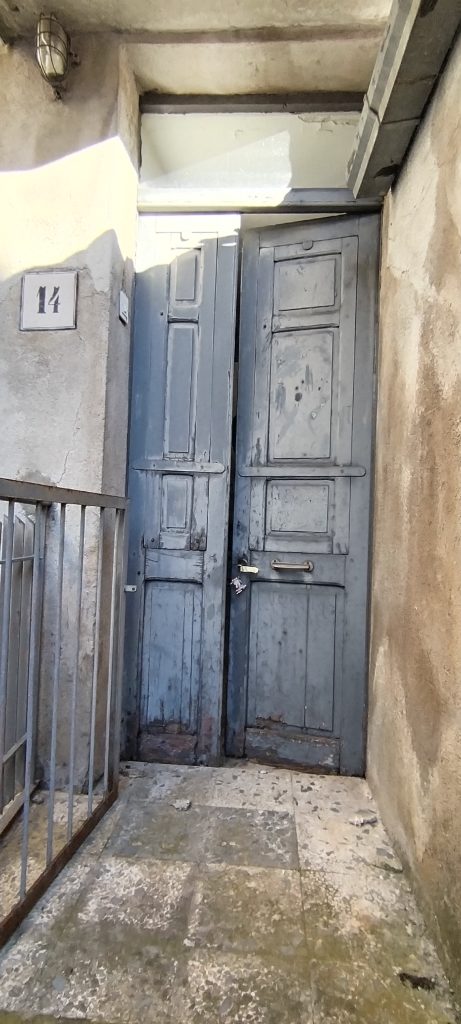Casa indipendente nel centro storico (via Fratelli Bandiera, 14)
