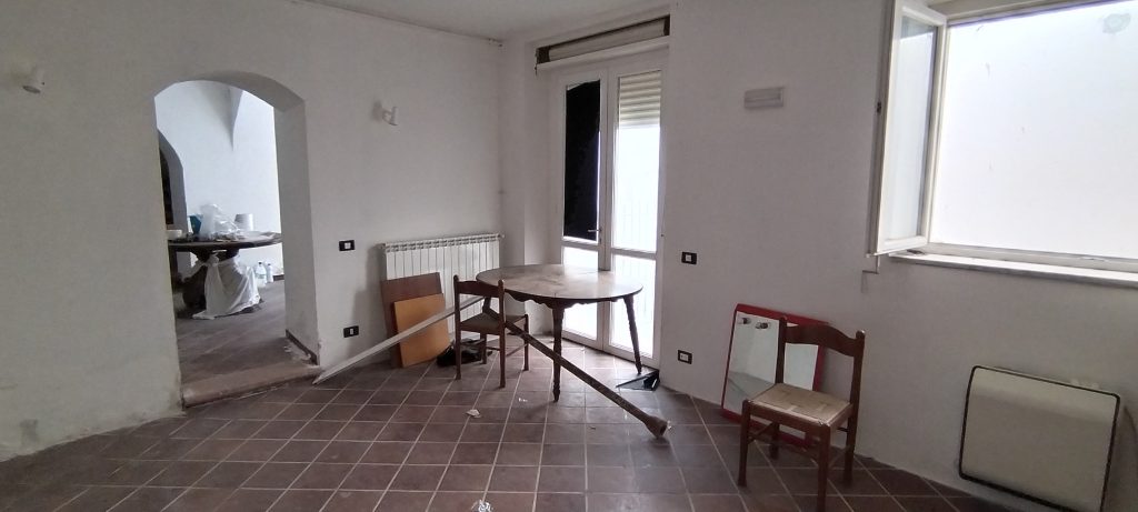 Casa indipendente nel centro urbano (via del Popolo, 3)
