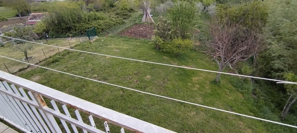 Villa con garage e terreno nella frazione termale (via Monte Pollino, 35)