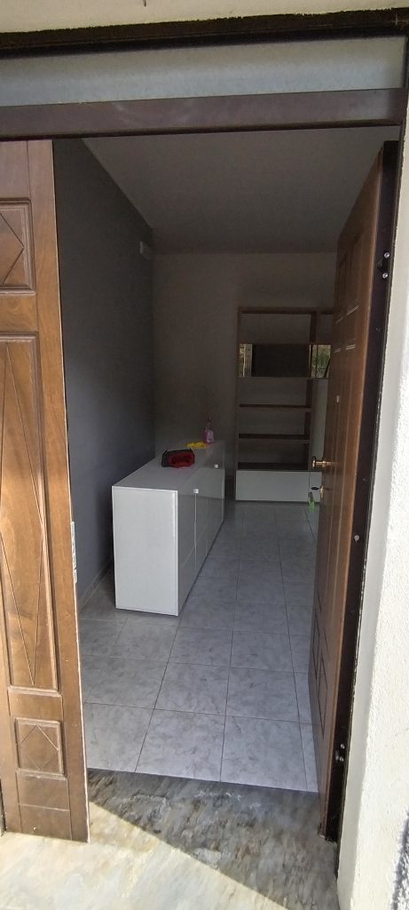 Villa con garage e terreno nella frazione termale (via Monte Pollino, 35)