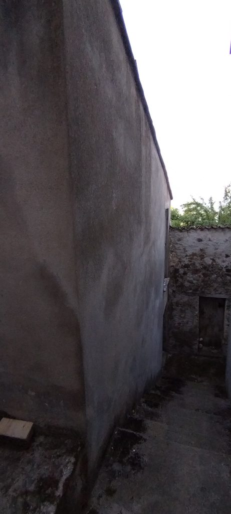 Casa indipendente nel centro storico (via Pisacane, 8)
