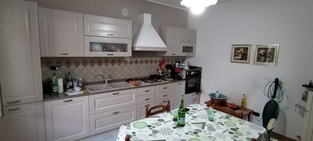Detached house with land in a rural hamlet (c.da Cerri, 31)