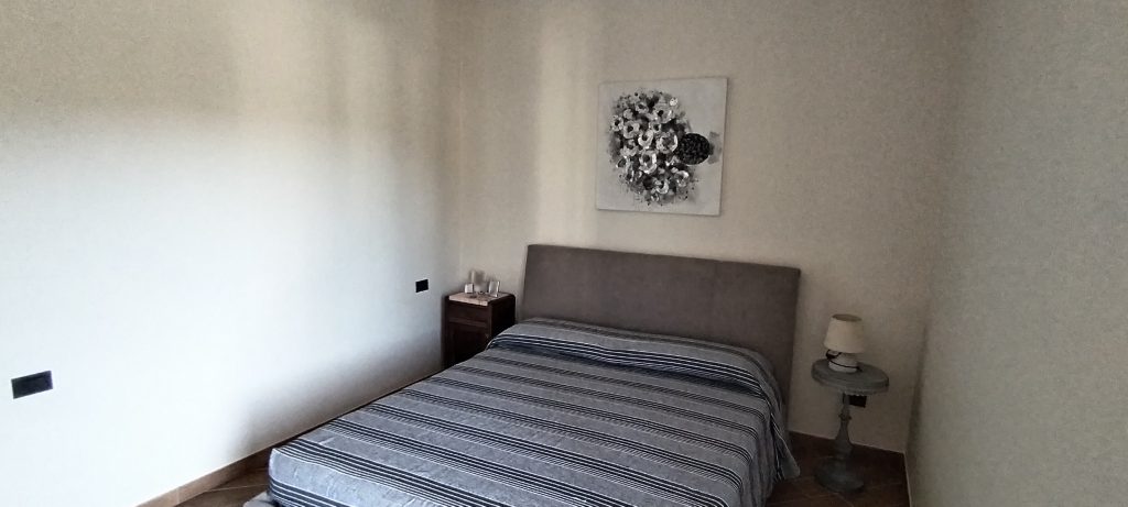 Detached house with land in a rural hamlet (c.da Cerri, 31)