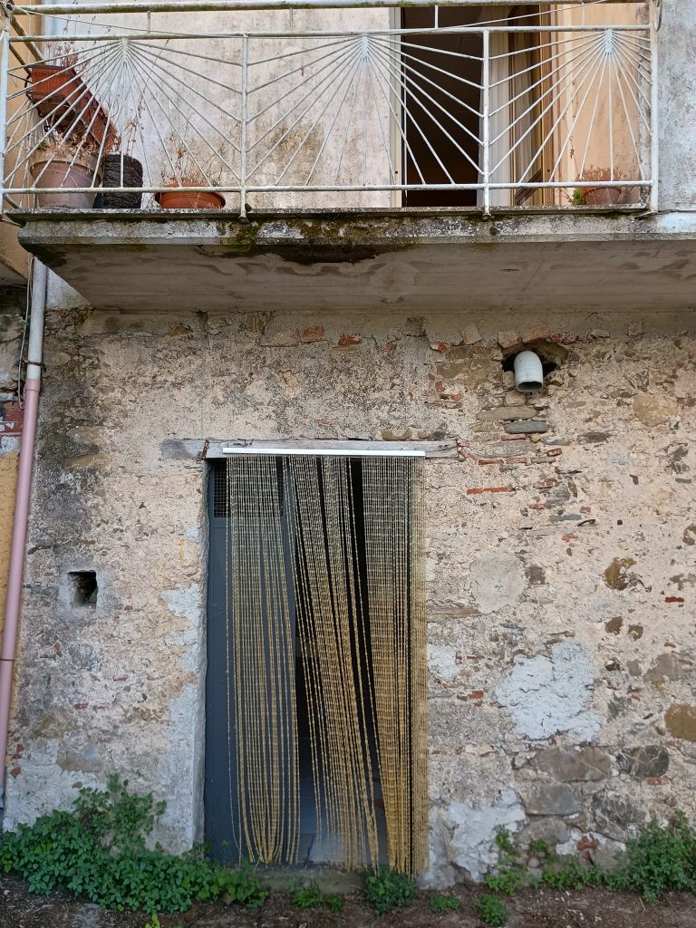 Detached house in the historic center (via Calvario, 11)
