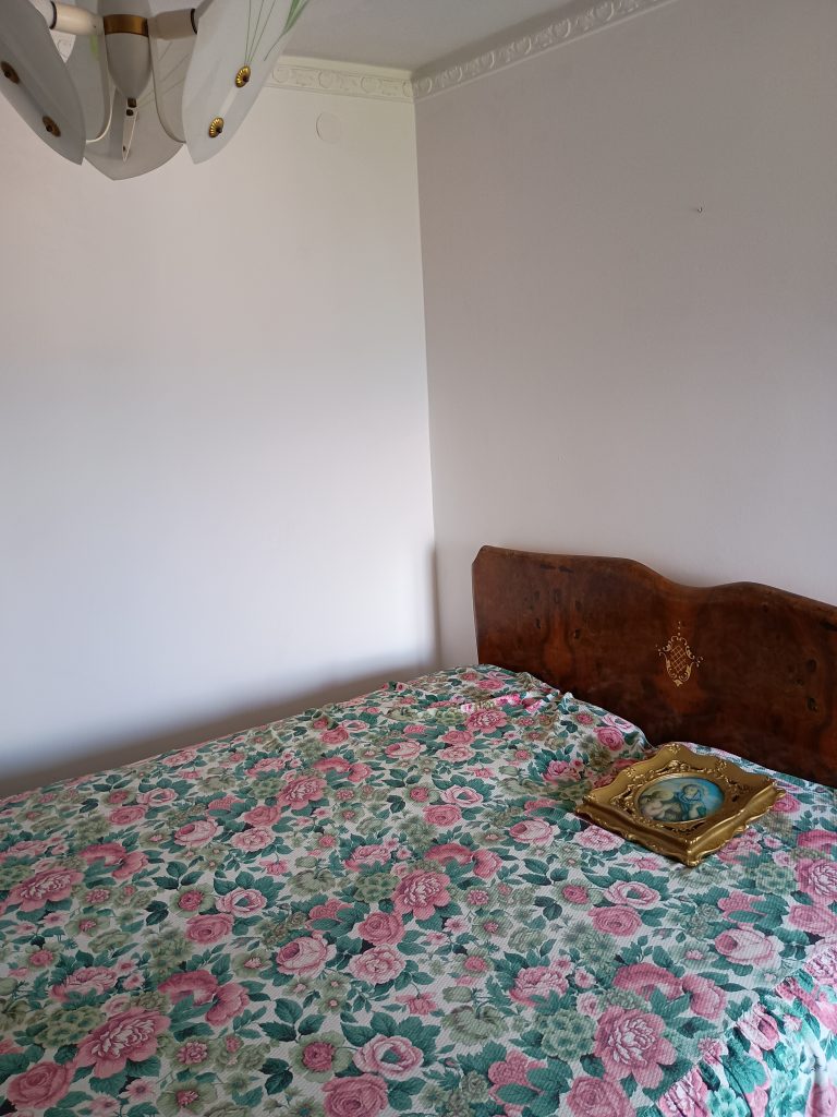 Casa indipendente nel centro storico (via Chiesa, 12)