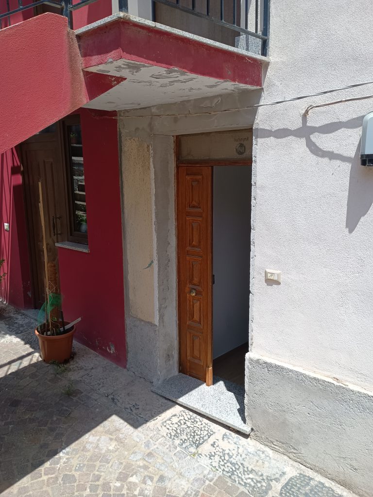 Detached house in the urban centre (piazza Indipendenza, 18)