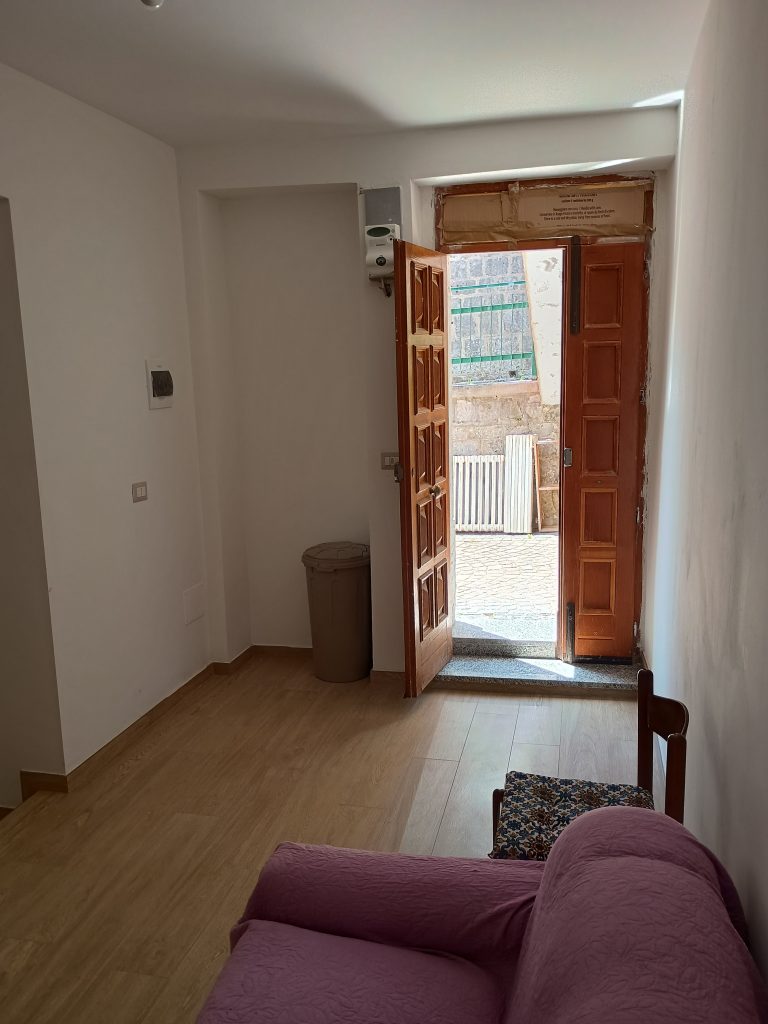 Detached house in the urban centre (piazza Indipendenza, 18)