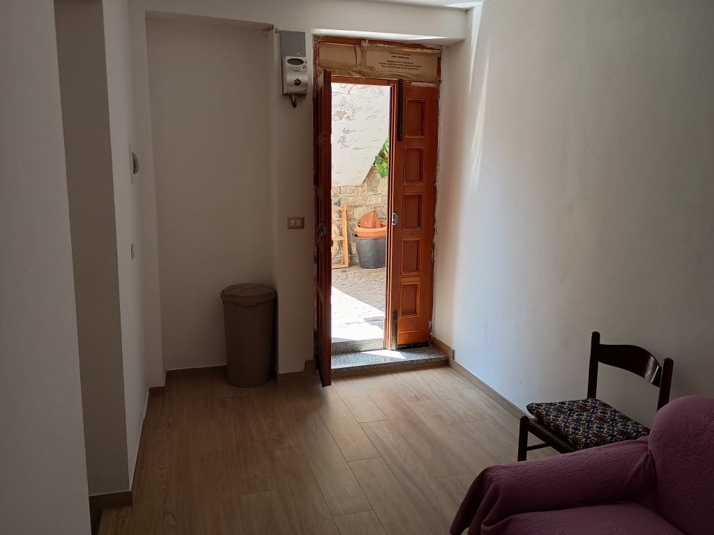 Detached house in the urban centre (piazza Indipendenza, 18)