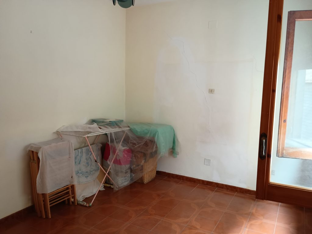 Appartamento con garage nel centro urbano (via Moro, 21)