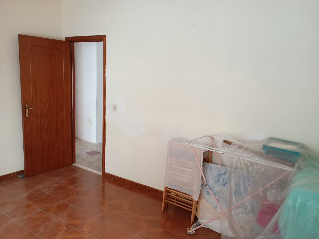 Appartamento con garage nel centro urbano (via Moro, 21)