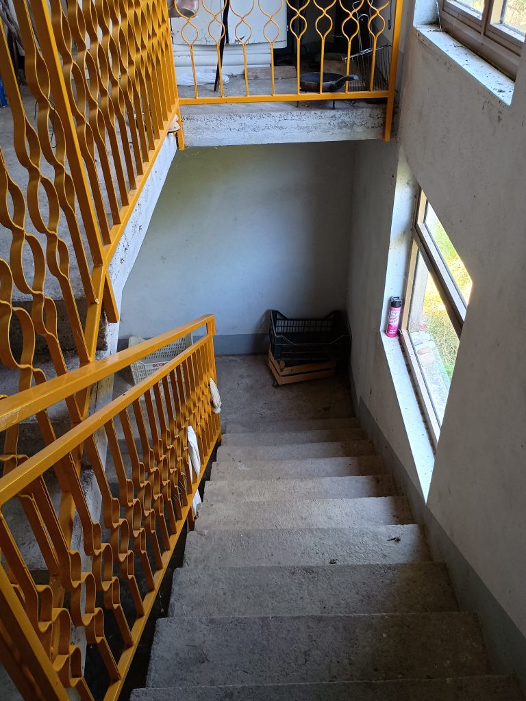 Detached house with garage and land (c.da Varrazzo, 120)