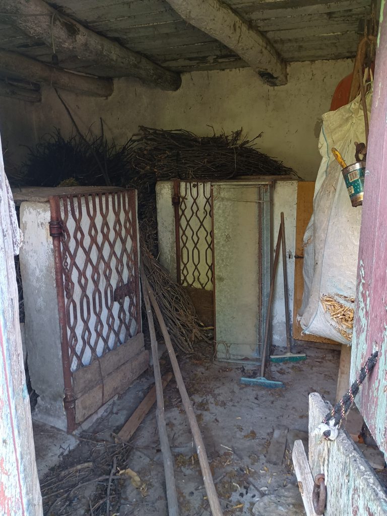 Detached house with garage and land (c.da Varrazzo, 120)