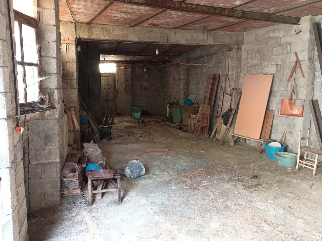 Casa indipendente con terreno e garage (c.da Mirricchio, 3-4)