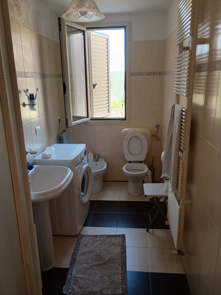 Casa indipendente nel centro urbano (c.so Vittorio Emanuele II°, 44)