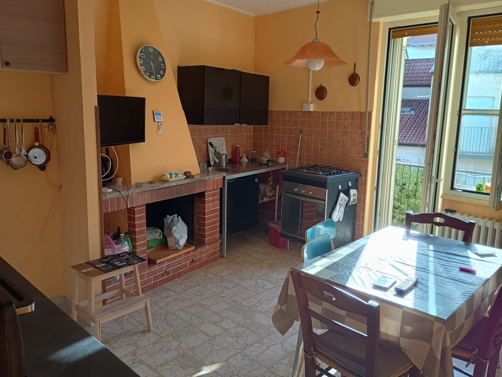 Casa indipendente nel centro urbano (c.so Vittorio Emanuele II°, 44)