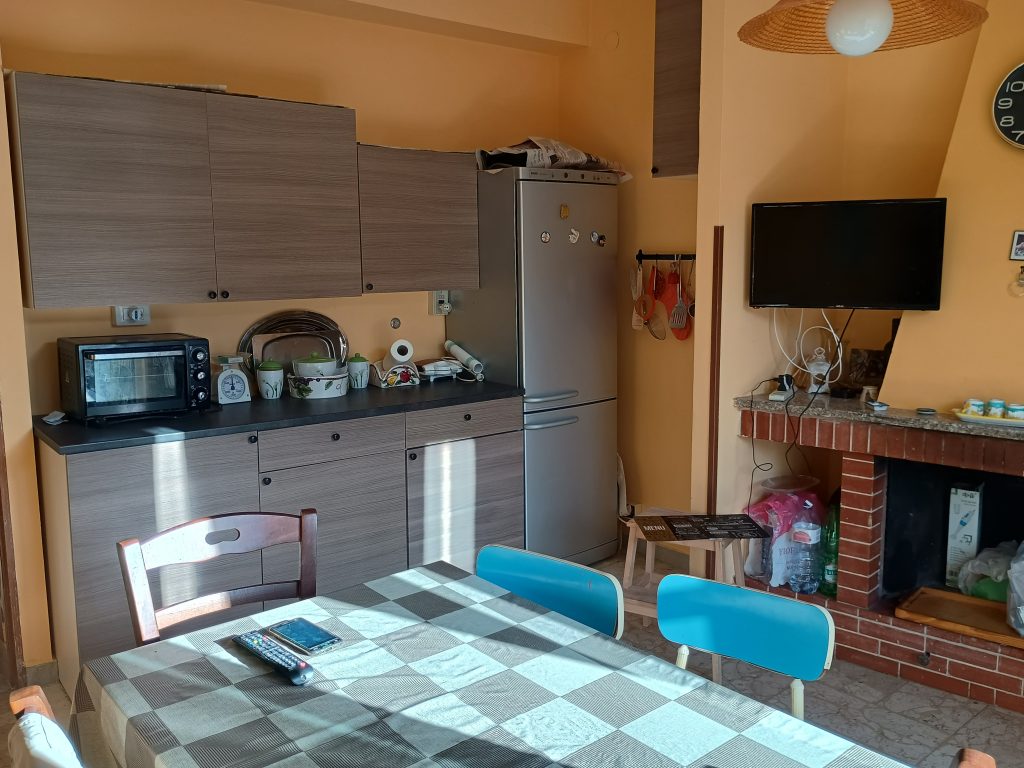 Casa indipendente nel centro urbano (c.so Vittorio Emanuele II°, 44)