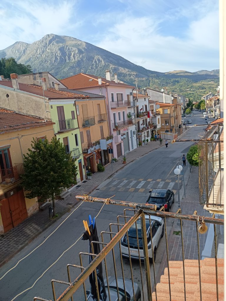 Casa indipendente nel centro urbano (c.so Vittorio Emanuele II°, 44)