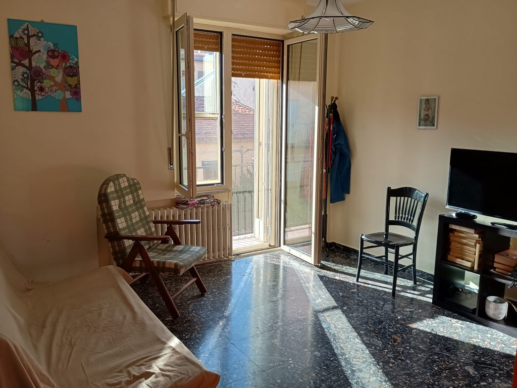 Casa indipendente nel centro urbano (c.so Vittorio Emanuele II°, 44)