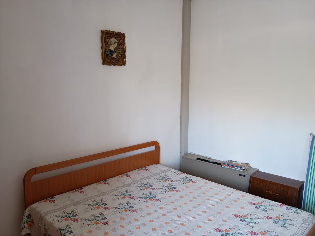 Casa indipendente nel centro storico (via Prati, 3)