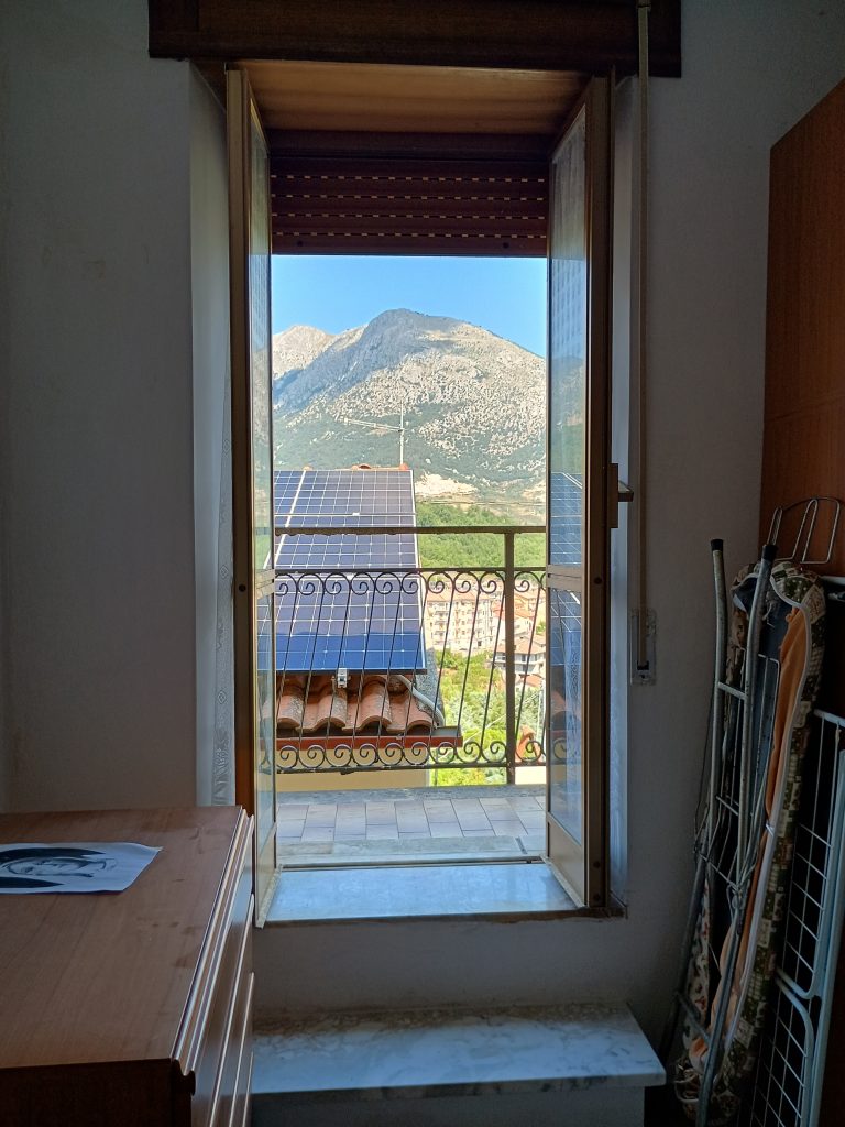 Casa indipendente nel centro storico (via Prati, 3)