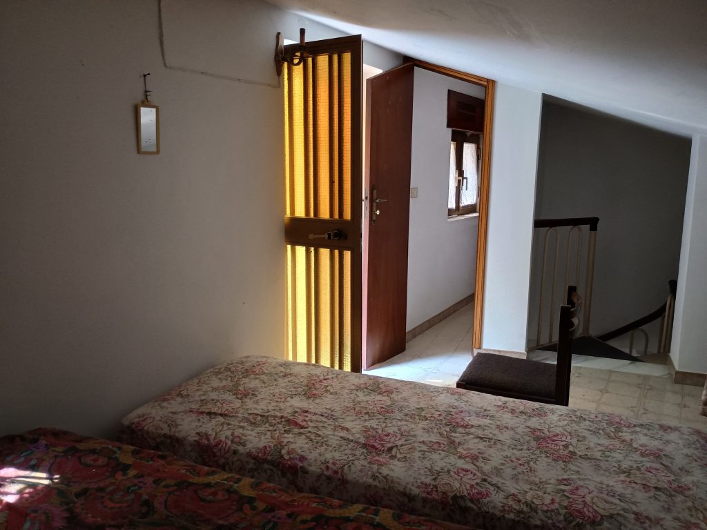 Casa indipendente nel centro storico (via Prati, 3)