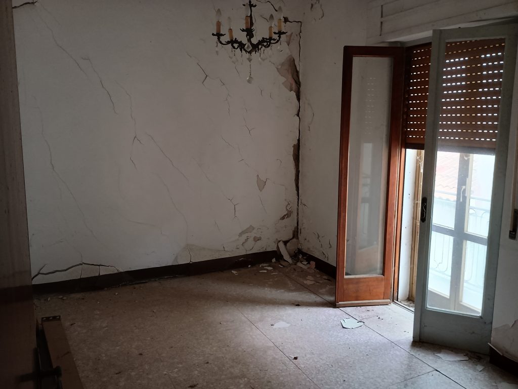 Detached house in the historic center (via Tacito, 1)