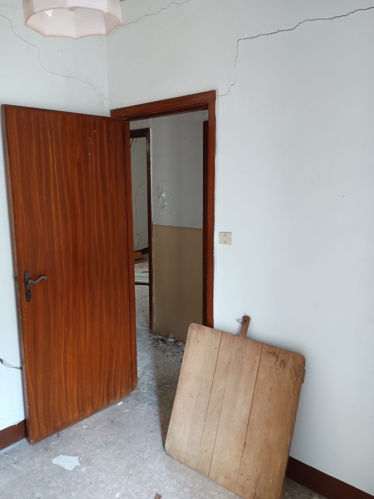 Detached house in the historic center (via Tacito, 1)