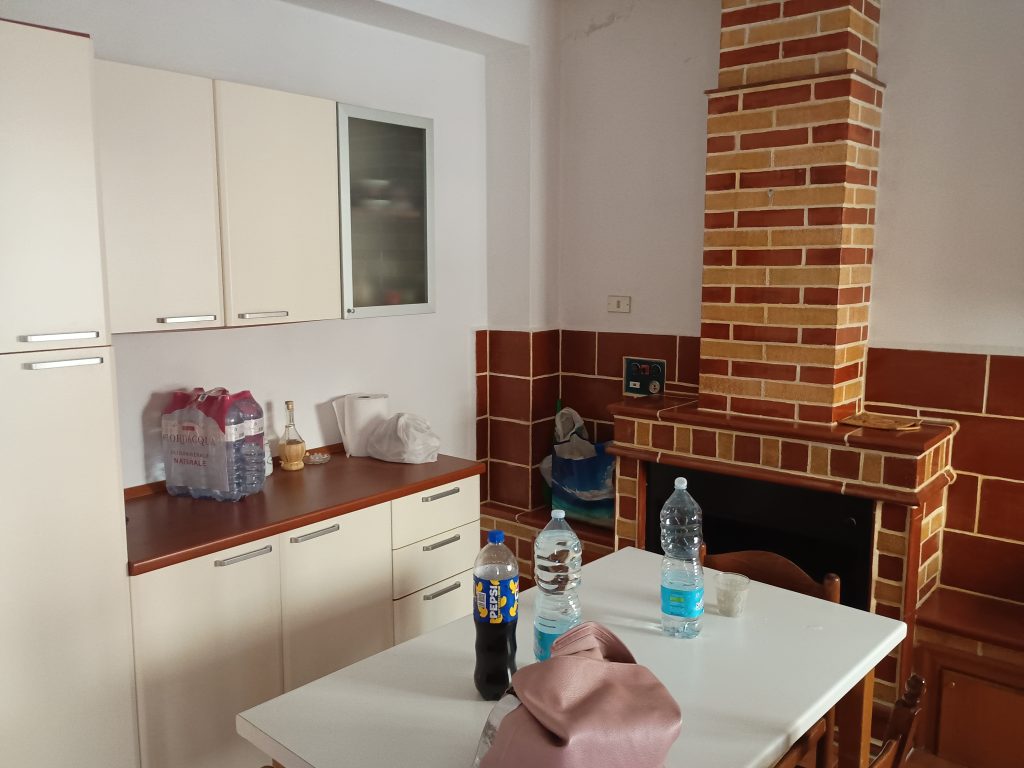 Casa indipendente nel centro urbano (via Zanardelli, 15)