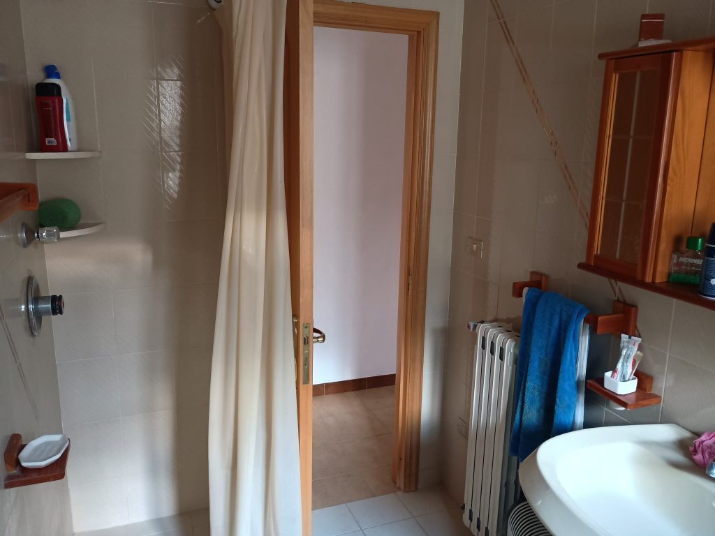 Casa indipendente nel centro urbano (via Zanardelli, 15)