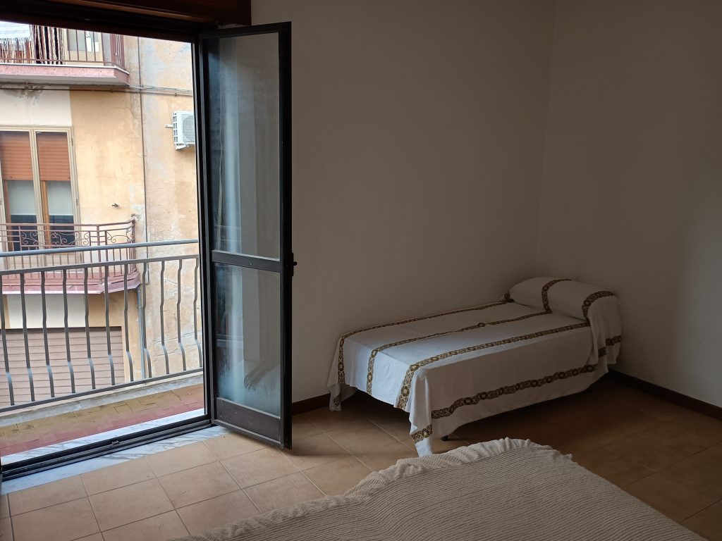 Casa indipendente nel centro urbano (via Zanardelli, 15)