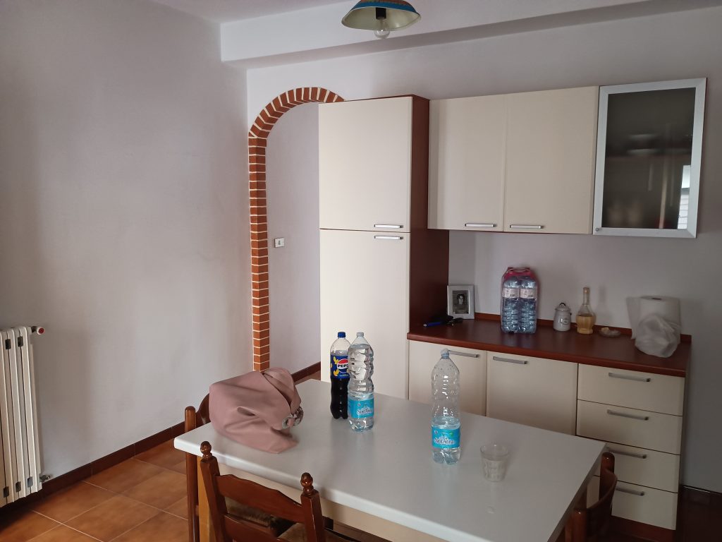 Casa indipendente nel centro urbano (via Zanardelli, 15)