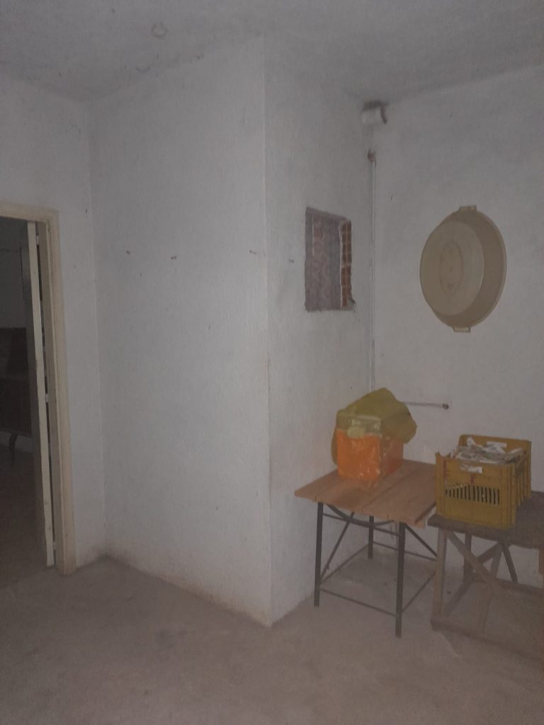 Casa indipendente con garage nel centro urbano (via Roma, 73)