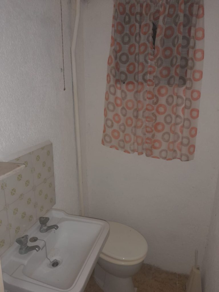 Casa indipendente con garage nel centro urbano (via Roma, 73)