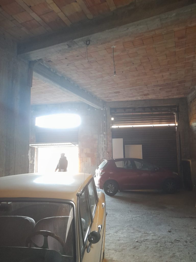 Casa indipendente con garage nel centro urbano (via Roma, 73)