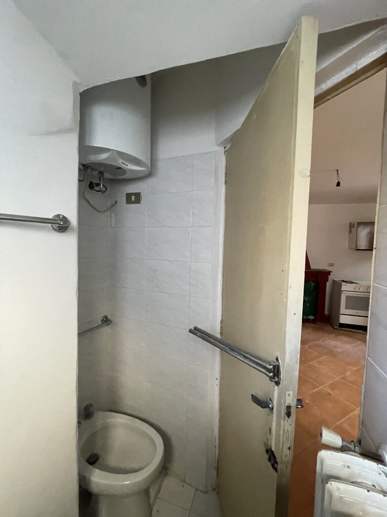 Casa indipendente nel centro storico (via Giotto, 12)