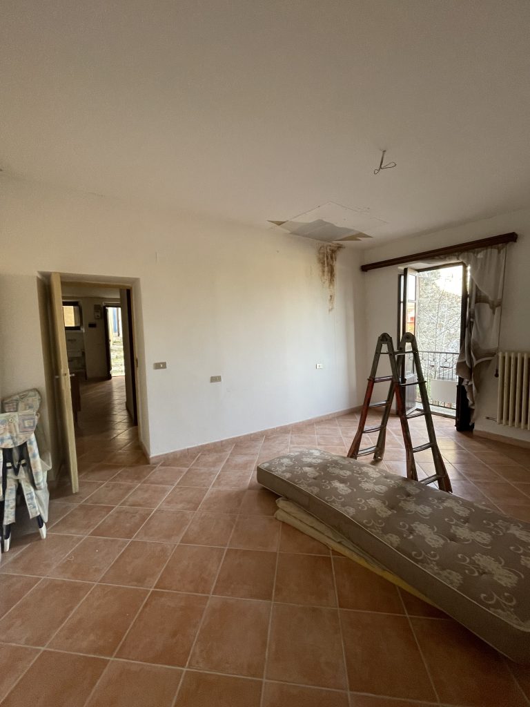 Casa indipendente nel centro storico (via Giotto, 12)