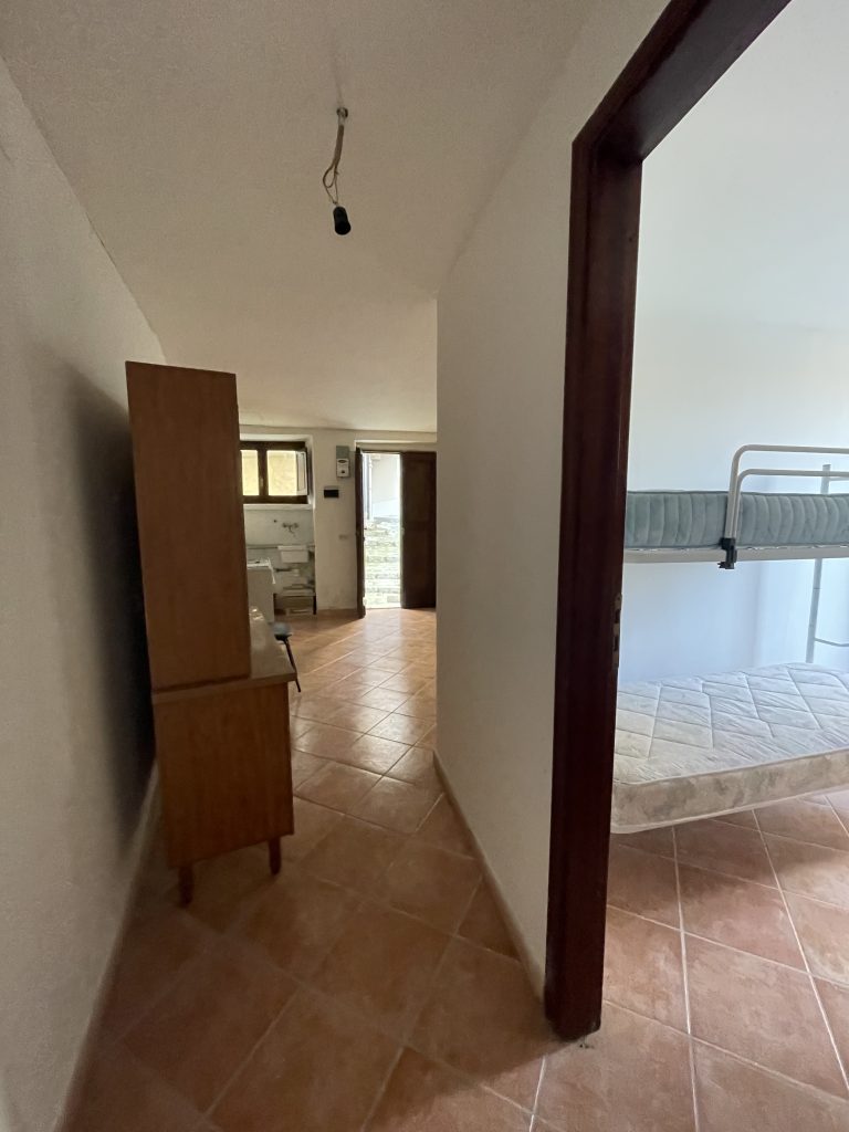 Casa indipendente nel centro storico (via Giotto, 12)