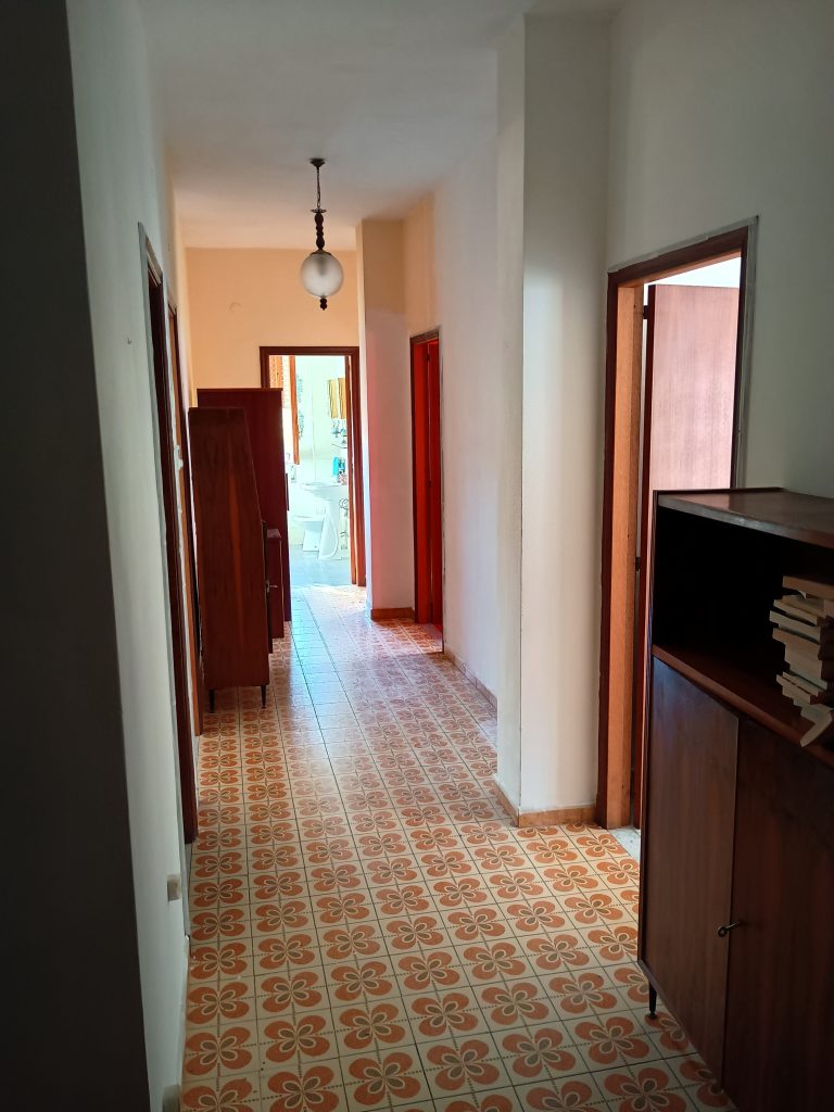 Appartamento nel centro urbano (c.so Vittorio Emanuele II°, 82 i. 18)