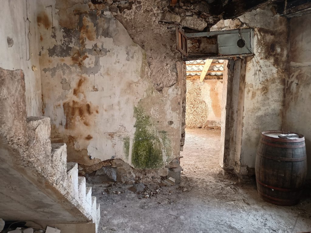 Detached house in the historic center (via Calatafimi, 1)
