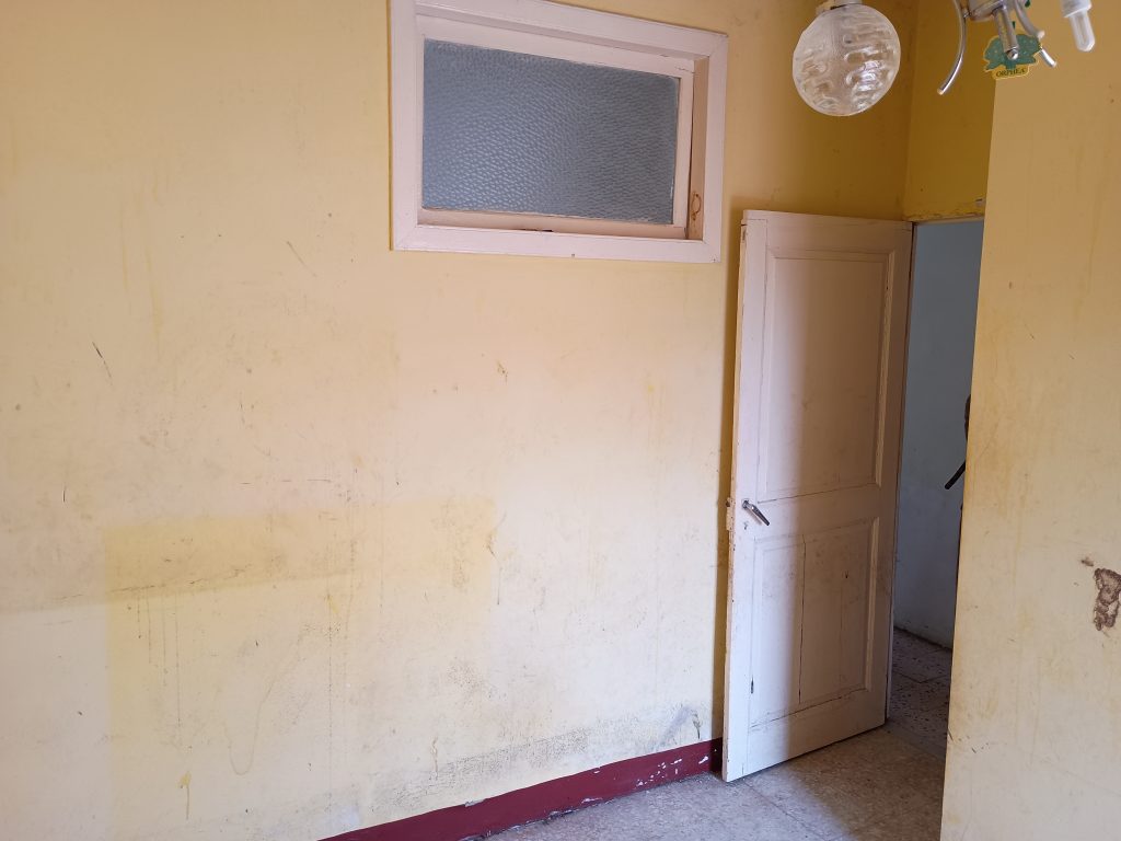 Casa indipendente nel centro urbano (via Foscolo, 16)