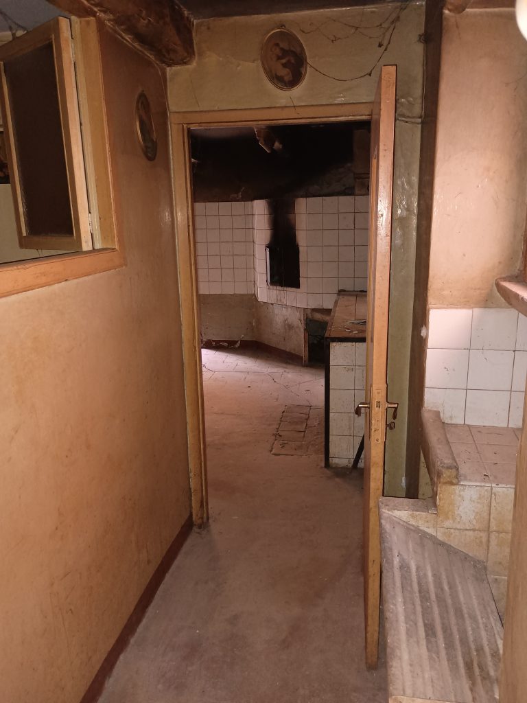 Casa indipendente nel centro storico (via Magenta, 2)