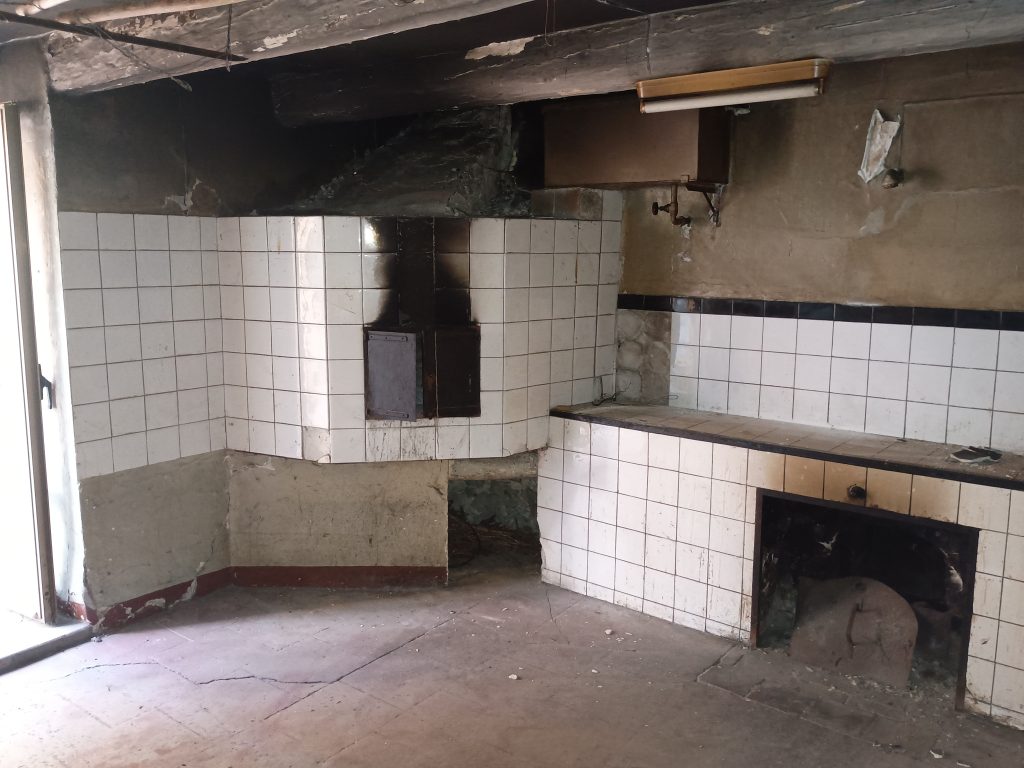Casa indipendente nel centro storico (via Magenta, 2)