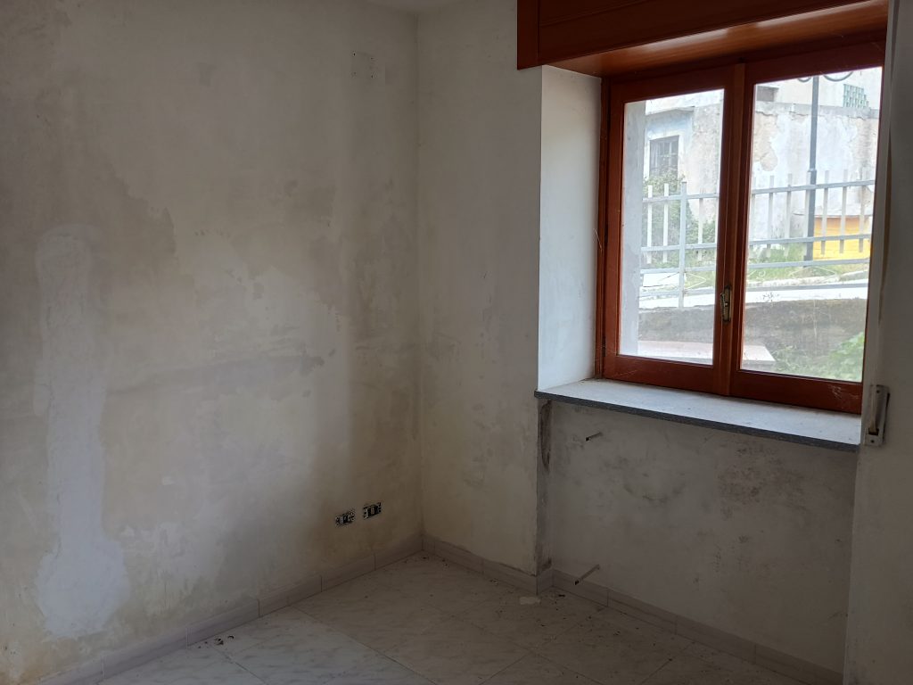 Casa indipendente in c.da Calda (via Pizzo Falcone, 10)