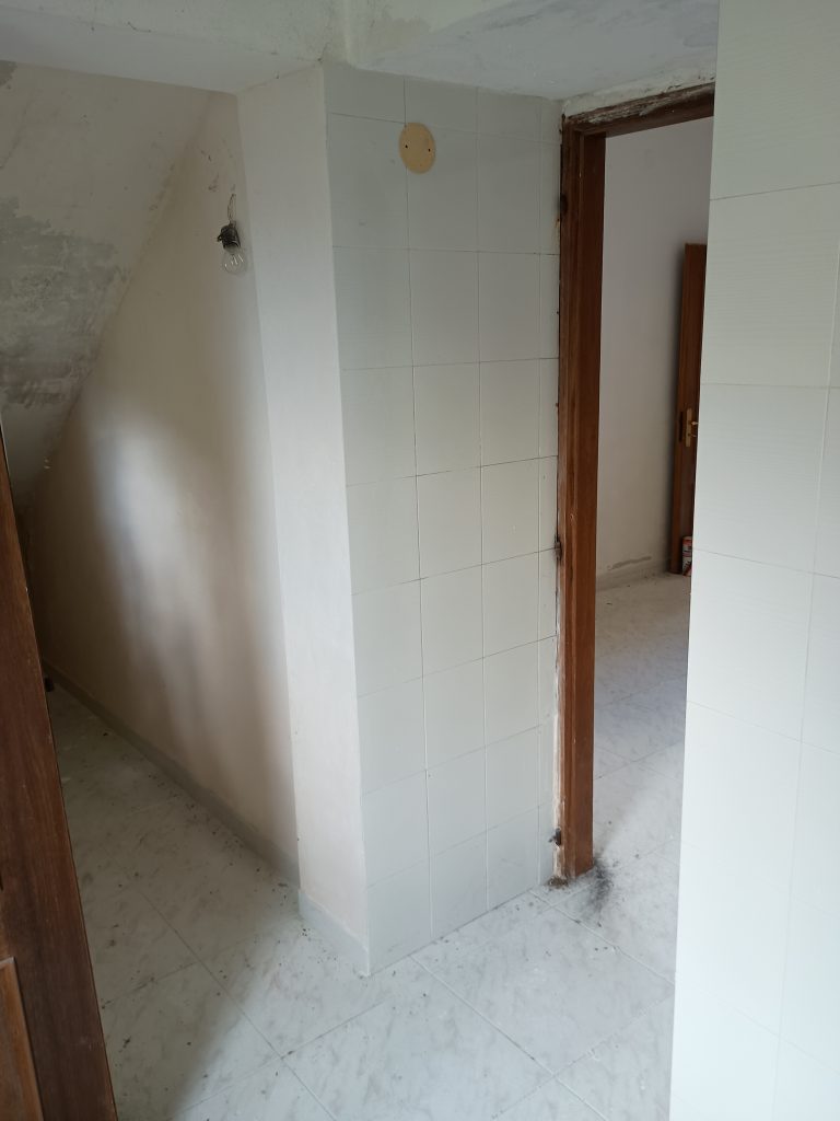 Casa indipendente in c.da Calda (via Pizzo Falcone, 10)