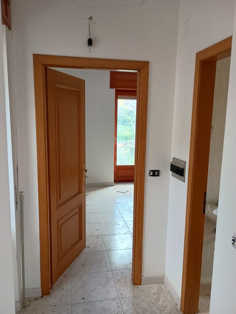 Casa indipendente in c.da Calda (via Pizzo Falcone, 10)