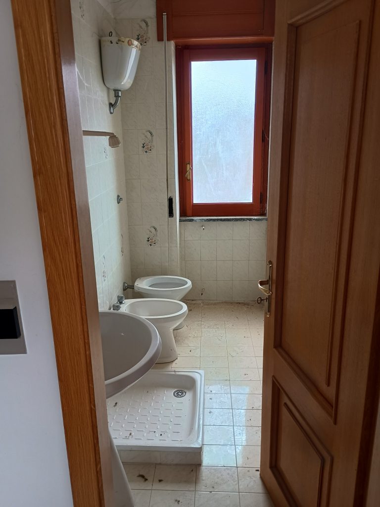 Casa indipendente in c.da Calda (via Pizzo Falcone, 10)